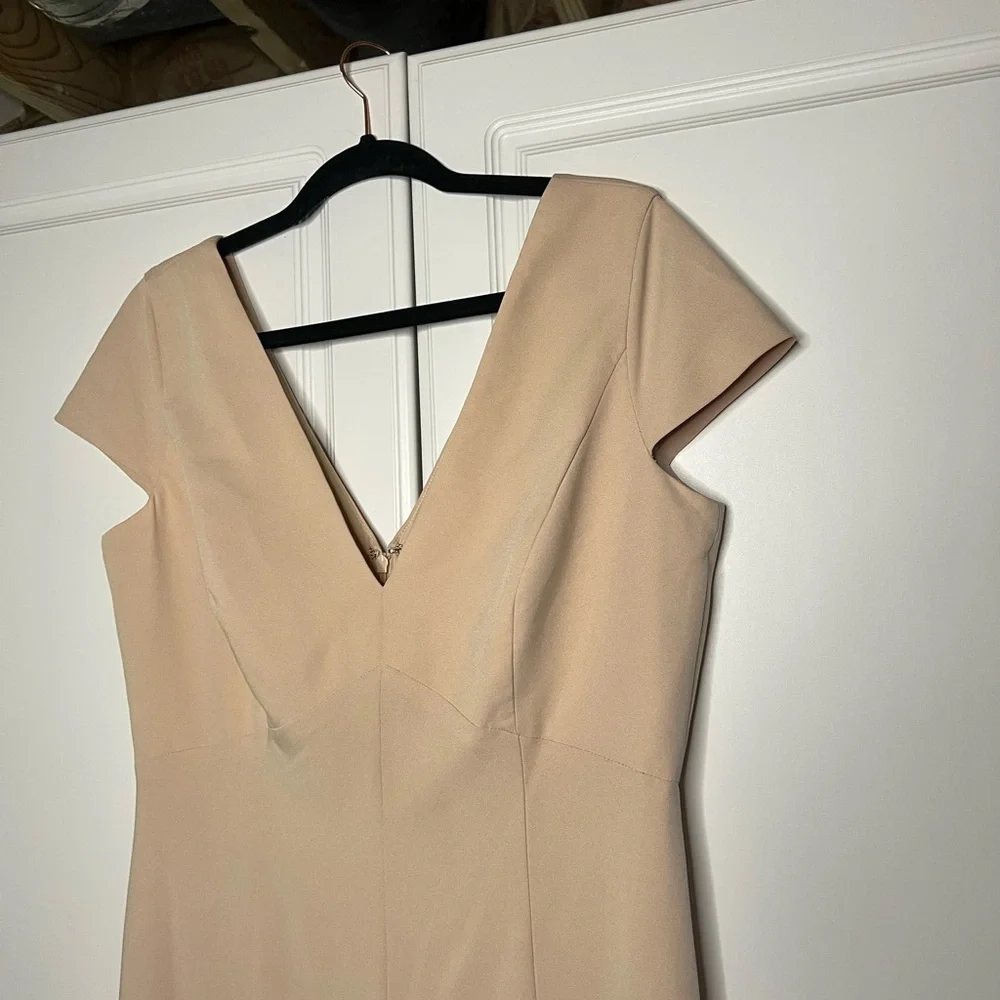 Amsale Viola Crepe Bridesmaid NWT Dress - Picture 4 of 9